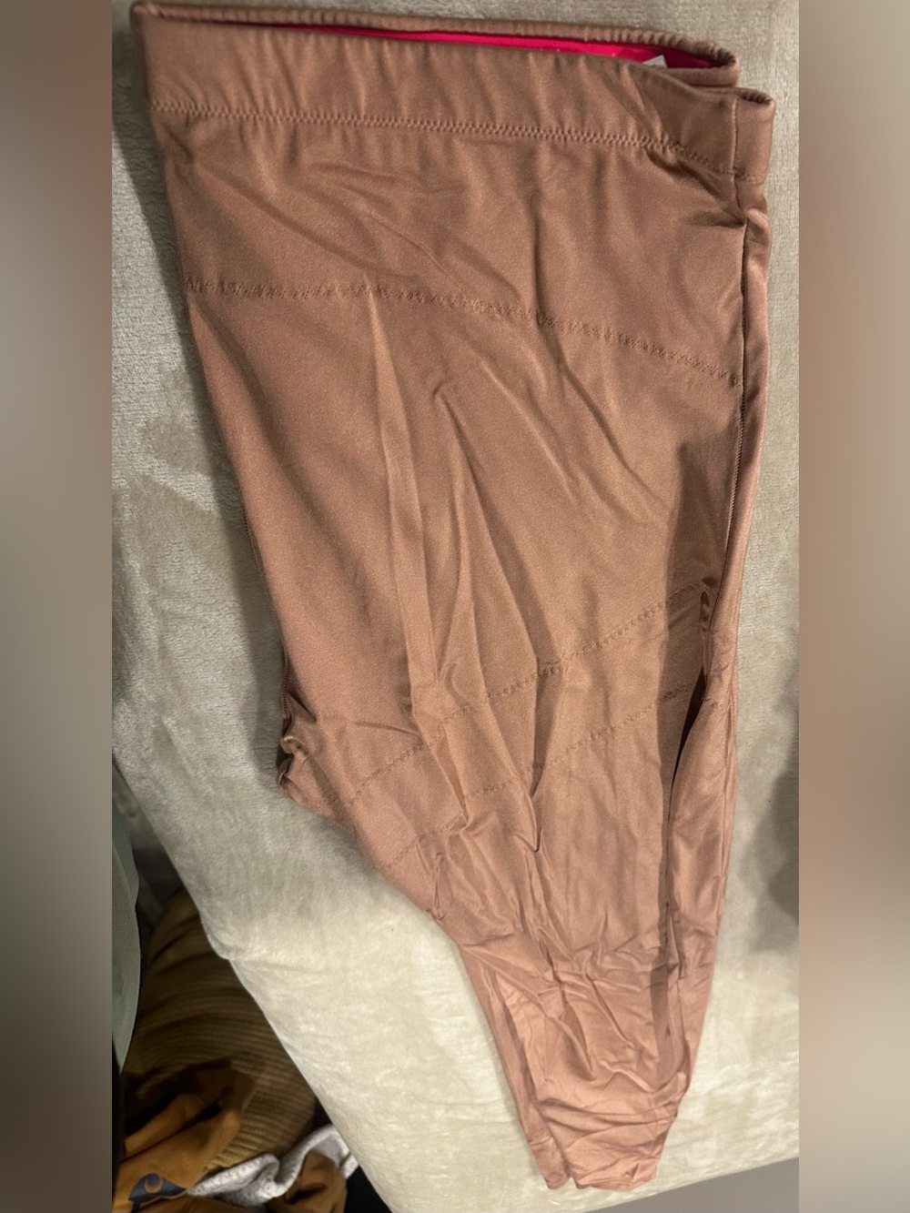 YITTY Red and Pink High-Waist Active Leggings